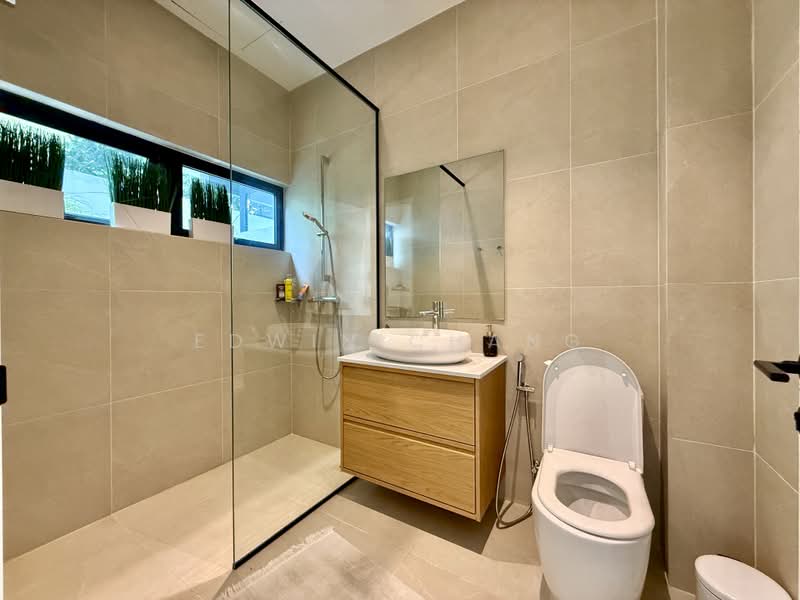 Rumah Banglo untuk Dijual di Bangsar (Kuala Lumpur) - Edwin Chang - Bathroom - PropertyGuru.com.my