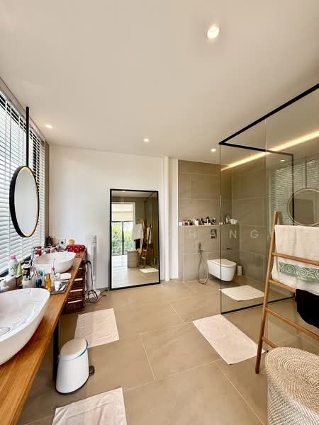 Rumah Banglo untuk Dijual di Bangsar (Kuala Lumpur) - Edwin Chang - Bathroom - PropertyGuru.com.my