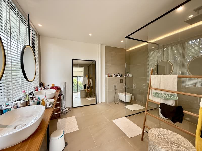 Rumah Banglo untuk Dijual di Bangsar (Kuala Lumpur) - Edwin Chang - Bathroom - PropertyGuru.com.my