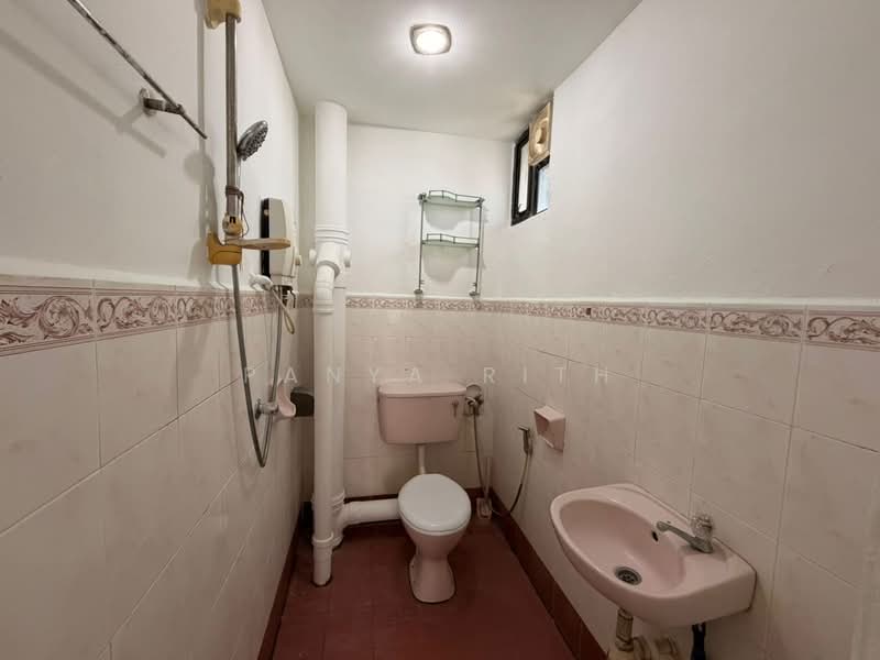 Apartment for Sale at AraMas - Panya Rith - Bathroom - PropertyGuru.com.my