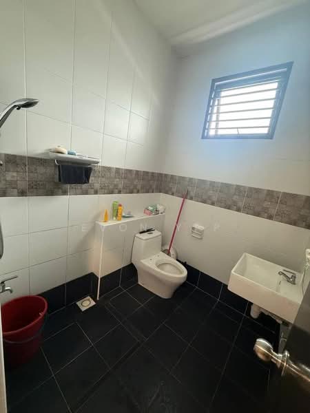 2-storey Terraced House for Sale in Johor Bahru (Johor) - Evon Yap - Bathroom - PropertyGuru.com.my