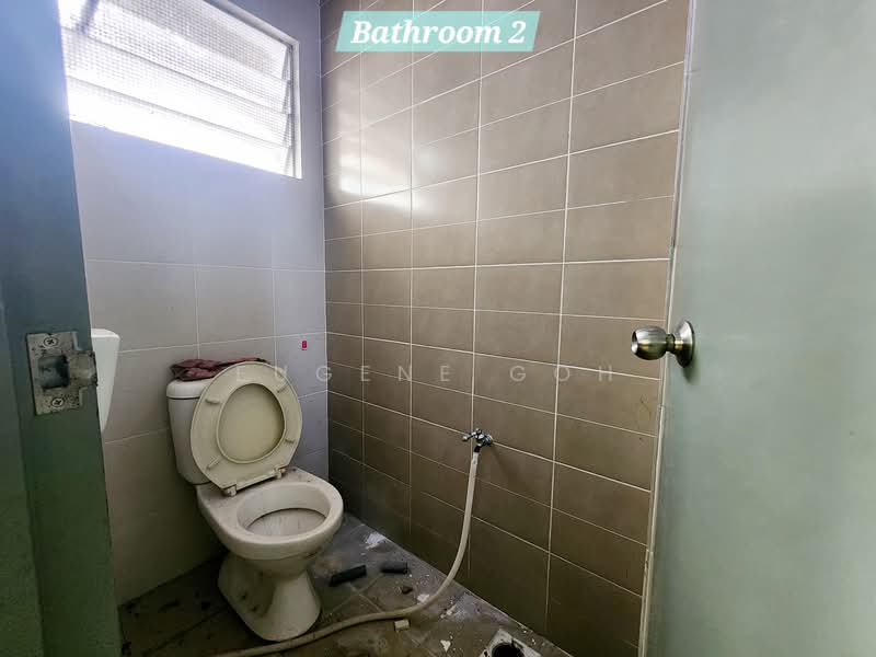 Pejabat untuk Disewa di Bandar Puteri Puchong (Puchong) - Eugene Goh - Bathroom - PropertyGuru.com.my