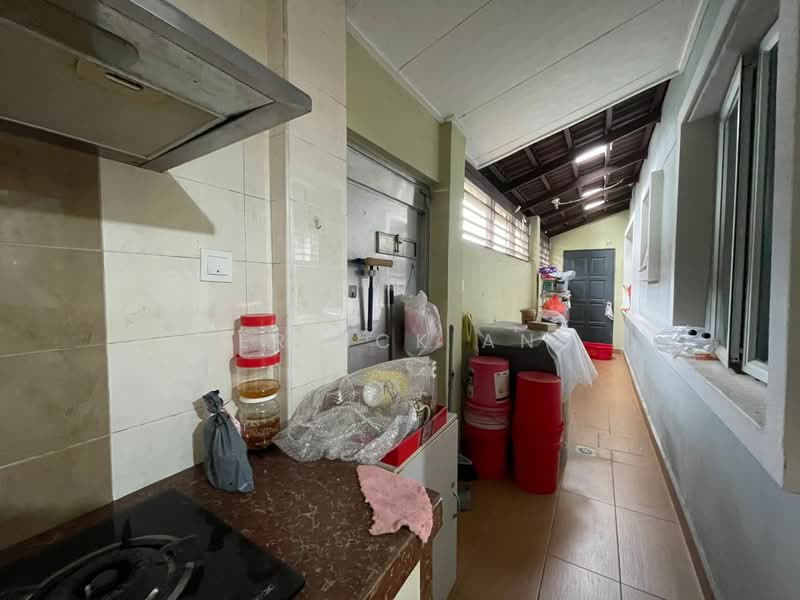 2-storey Terraced House for Sale in Denai Alam (Shah Alam) - Derrick Ang - Kitchen - PropertyGuru.com.my