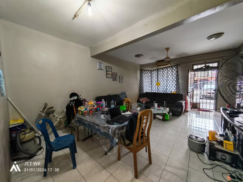 Terraced House for Sale in Bandar Botanic (Klang) - Winnie Lee - Living Room - PropertyGuru.com.my