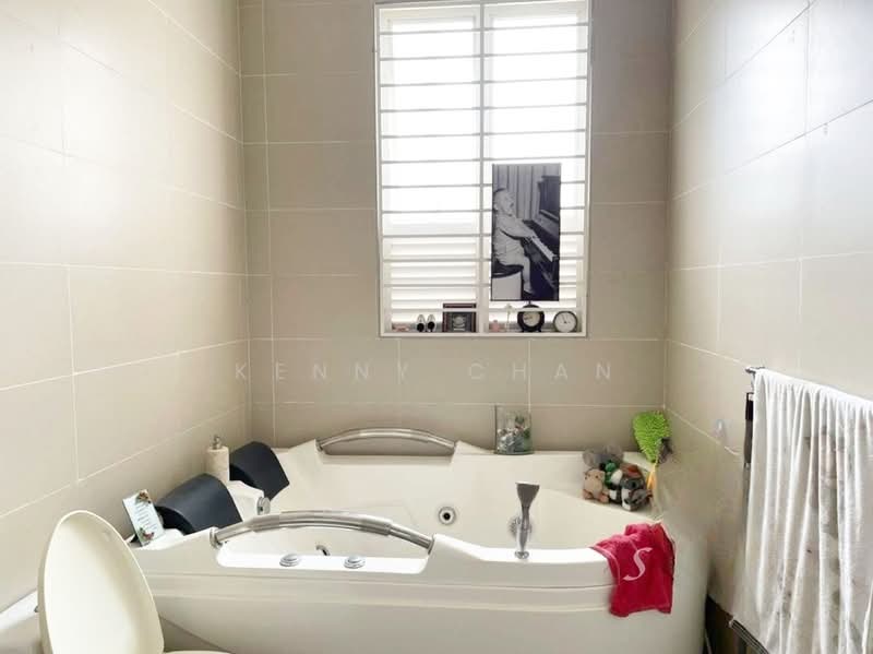 Anjung Sari untuk Untuk Dijual - RM 950,000, Apr 2026 - Bathroom - PropertyGuru.com.my