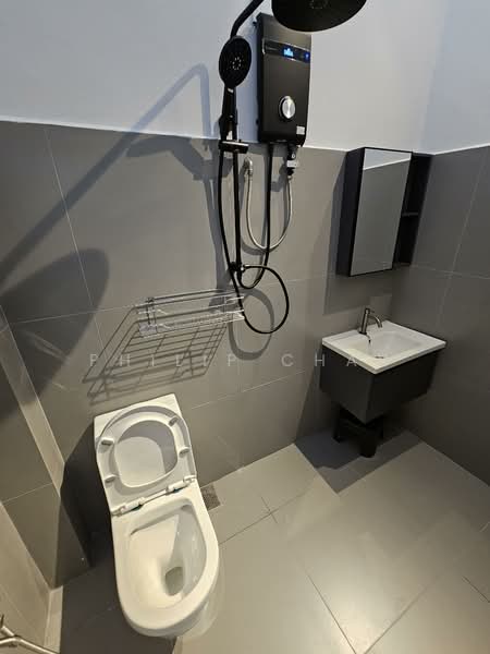 2-storey Terraced House for Sale in Taman Kuchai Jaya (Kuchai Lama) - Philip Chan - Bathroom - PropertyGuru.com.my