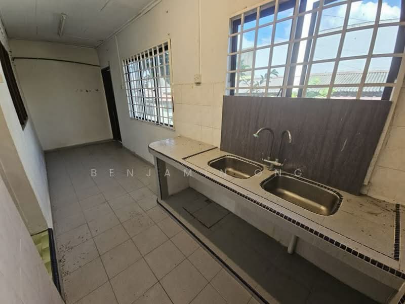 Terraced House for Sale in Taman Ungku Tun Aminah (Skudai) - Benjamin Ong - Kitchen - PropertyGuru.com.my