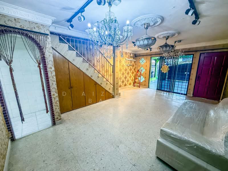 Rumah Teres 2 Tingkat untuk Dijual di Taman Kajang Baru (Kajang) - Mohd Aizat Saiful Bahri - Living Room - PropertyGuru.com.my