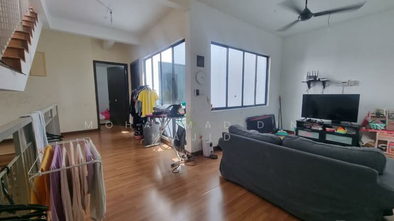 3-storey Terraced House for Sale in Denai Alam (Shah Alam) - Mohammad Din Majid - Living Room - PropertyGuru.com.my