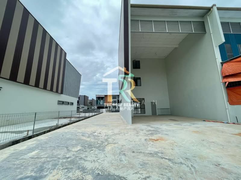 Pine 66 light industry 3storey semi detached office show room for rent untuk Untuk Disewa - RM 7,900 /bulan, Apr 2026 - Exterior - PropertyGuru.com.my