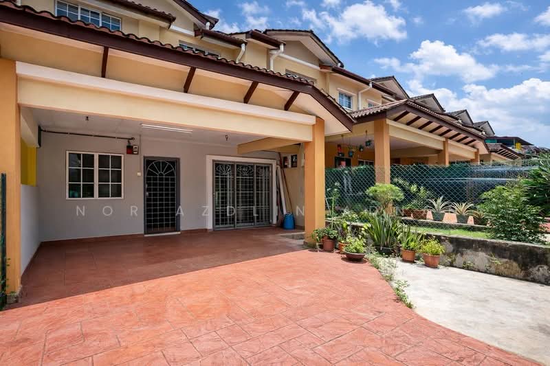 2-storey Terraced House for Sale in Bandar Tun Hussein Onn (Cheras) - Nor Azdlin Adnan - Exterior - PropertyGuru.com.my
