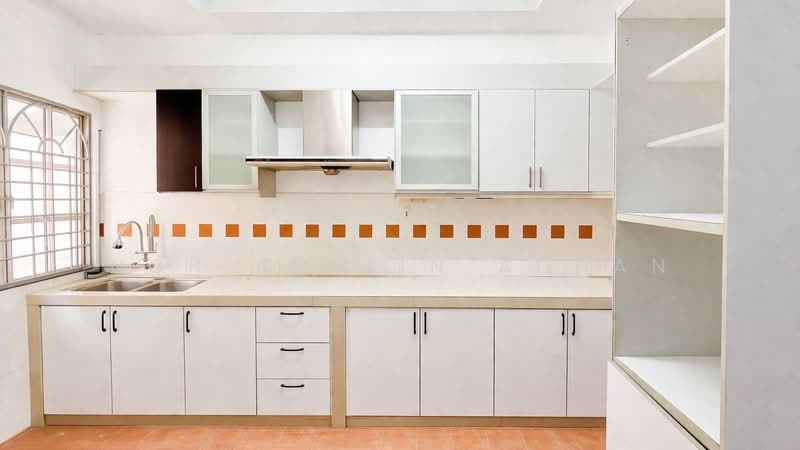2-storey Terraced House for Sale in Bandar Tun Hussein Onn (Cheras) - Nor Azdlin Adnan - Kitchen - PropertyGuru.com.my