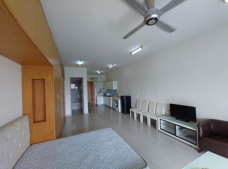 Service Residence for Sale at Oasis Serviced Suites @ Oasis Ara Damansara - Lai Moy Fam - Bedroom - PropertyGuru.com.my