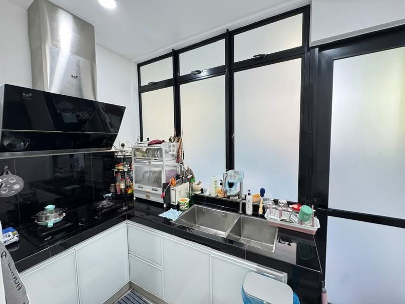2-storey Terraced House for Sale in Johor Bahru (Johor) - Terence Eo - Kitchen - PropertyGuru.com.my