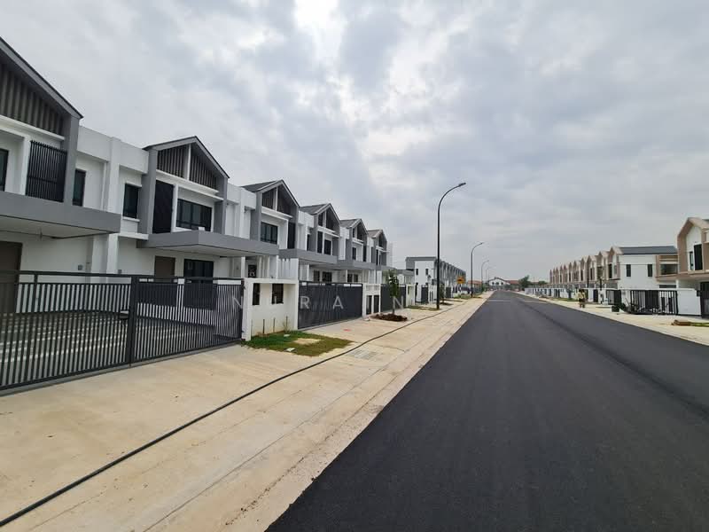 2-storey Terraced House for Sale in Alam Impian (Shah Alam) - Nurain . - Exterior - PropertyGuru.com.my