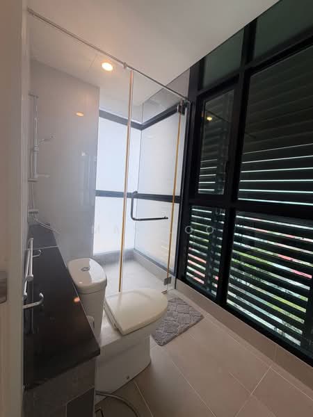 Setia V Residences untuk Untuk Disewa - RM 5,500 /bulan, Apr 2026 - Bathroom - PropertyGuru.com.my