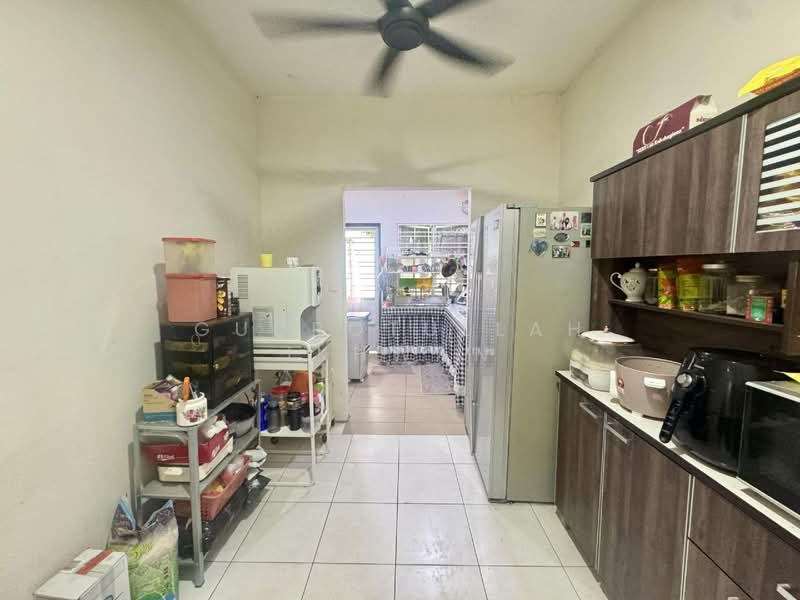 2-storey Terraced House for Sale in Cybersouth (Dengkil) - Gudrotullah Ikhwan - Kitchen - PropertyGuru.com.my