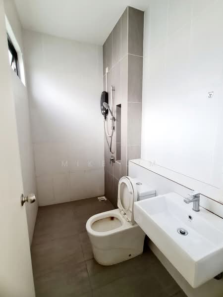 Cluster House for Rent in Eco Majestic (Semenyih) - Mike Lim - Bathroom - PropertyGuru.com.my