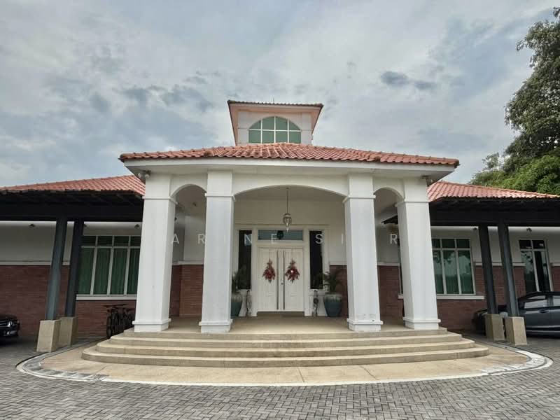 Bungalow for Sale in Leisure Farm (Gelang Patah) - Karine Sior - Exterior - PropertyGuru.com.my