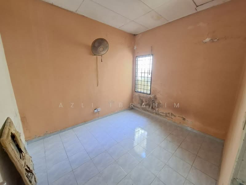 1-storey Terraced House for Sale in Bandar Tasik Puteri (Rawang) - Azli Ibrahim - Interior - PropertyGuru.com.my
