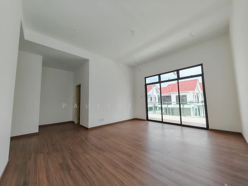 Cluster House for Sale in Taman Mount Austin (Tebrau) - Pauline Goh - Living Room - PropertyGuru.com.my