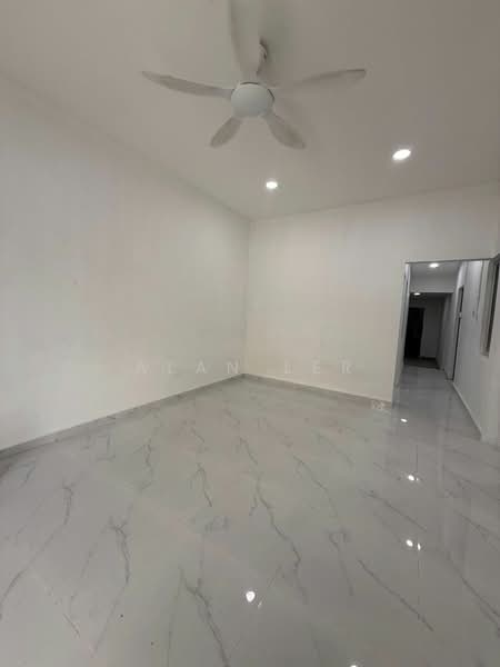 1-storey Terraced House for Sale in Taman Abad (Johor Bahru) - Alan Ler - PropertyGuru.com.my