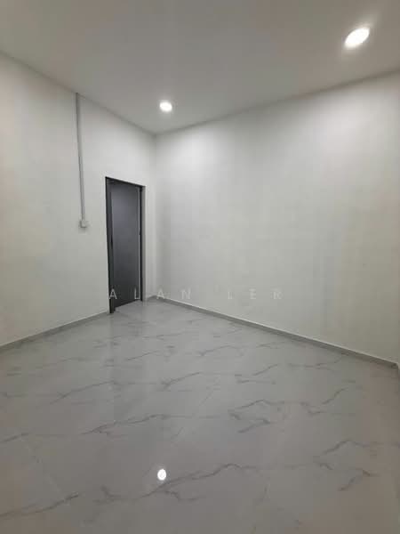 1-storey Terraced House for Sale in Taman Abad (Johor Bahru) - Alan Ler - PropertyGuru.com.my