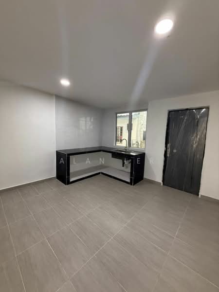 1-storey Terraced House for Sale in Taman Abad (Johor Bahru) - Alan Ler - PropertyGuru.com.my