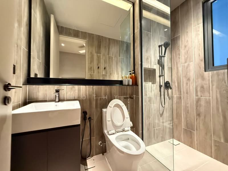 Service Residence for Sale at Antara Genting Highlands - Timothy Tham - Bathroom - PropertyGuru.com.my