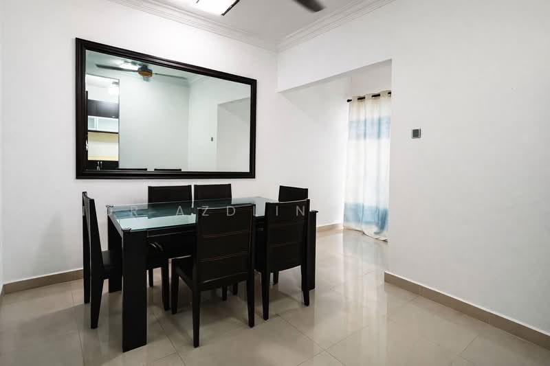 2-storey Terraced House for Sale in Putra Heights (Subang Jaya) - Nor Azdlin Adnan - Dining Room - PropertyGuru.com.my