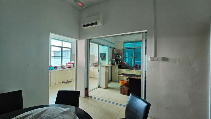 Semi-D Factory for Rent in Kuching (Sarawak) - Sei Yong Tee - Kitchen - PropertyGuru.com.my