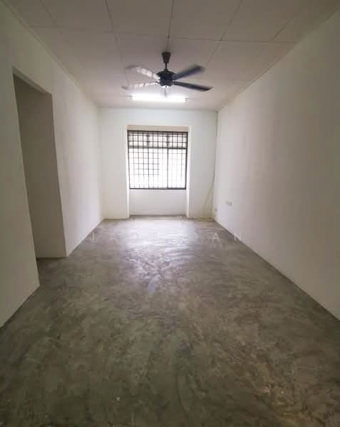 Flat Bukit Indah untuk Untuk Disewa - RM 1,000 /bulan, Apr 2026 - Interior - PropertyGuru.com.my