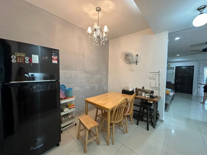 Taman Setia Indah untuk Untuk Dijual - RM 700,000, Apr 2026 - Dining Room - PropertyGuru.com.my