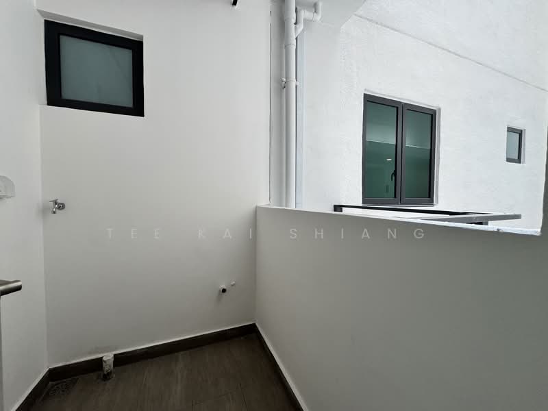 Service Residence for Sale at Serviced Residence @ Sunway D'hill Residences - Tee Kai Shiang - Balcony - PropertyGuru.com.my