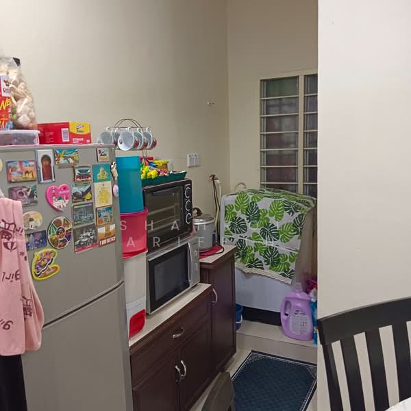 1-storey Terraced House for Sale in Nusari Bayu 1 (Labu) - Shahrol Ariffin - Kitchen - PropertyGuru.com.my