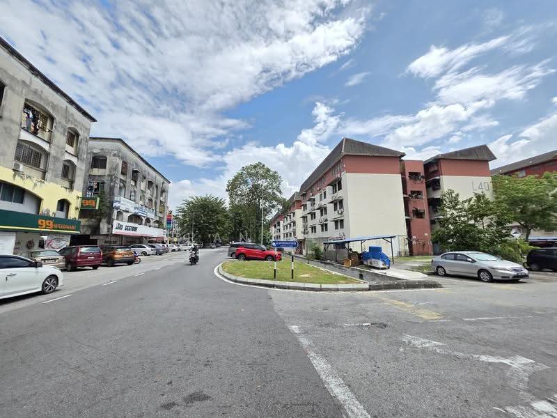 Flat for Sale at Flat Pandan Jaya - Frank Low - Exterior - PropertyGuru.com.my