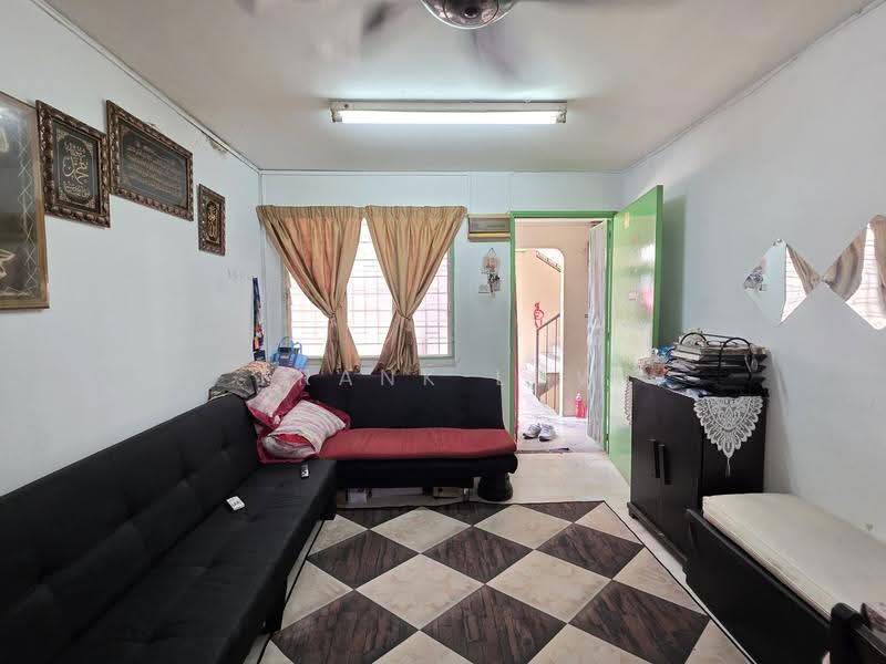 Flat for Sale at Flat Pandan Jaya - Frank Low - Living Room - PropertyGuru.com.my