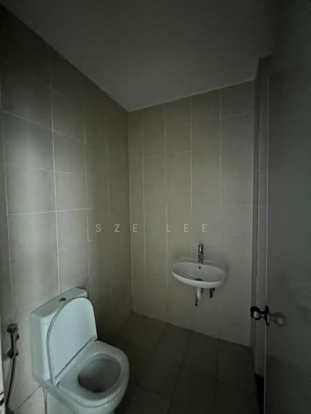Condominium for Sale at PARC Regency (Residensi Masai) - Sze Lee - Bathroom - PropertyGuru.com.my