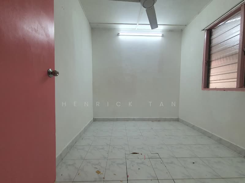 1-storey Terraced House for Rent in Seksyen 17 (Shah Alam) - Henrick Tan - Interior - PropertyGuru.com.my