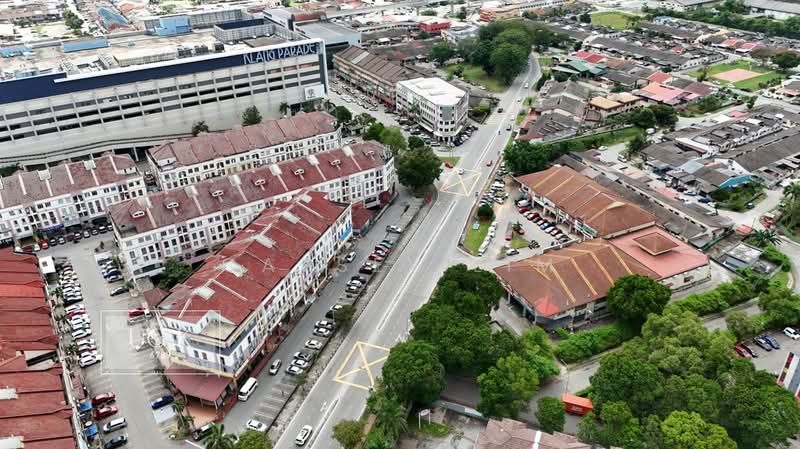 Meru Jalan Pekan Baru untuk Untuk Dijual - RM 1,350,000, Apr 2026 - Exterior - PropertyGuru.com.my