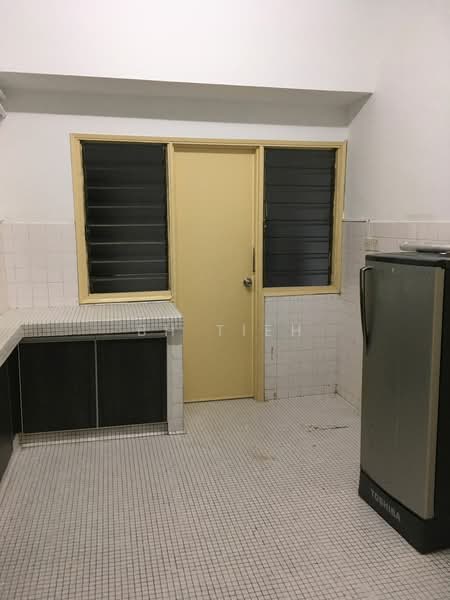 Condominium for Rent at Faber Ria - BH Tieh - Kitchen - PropertyGuru.com.my
