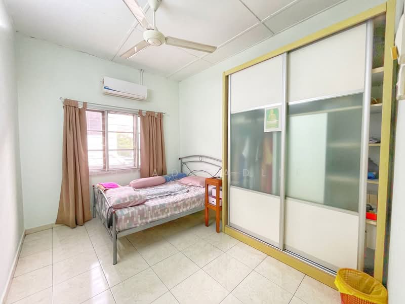 2-storey Terraced House for Sale in Bandar Nusaputra (Puchong) - Ahmad Fadlee - PropertyGuru.com.my