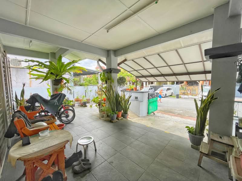 2-storey Terraced House for Sale in Bandar Nusaputra (Puchong) - Ahmad Fadlee - PropertyGuru.com.my