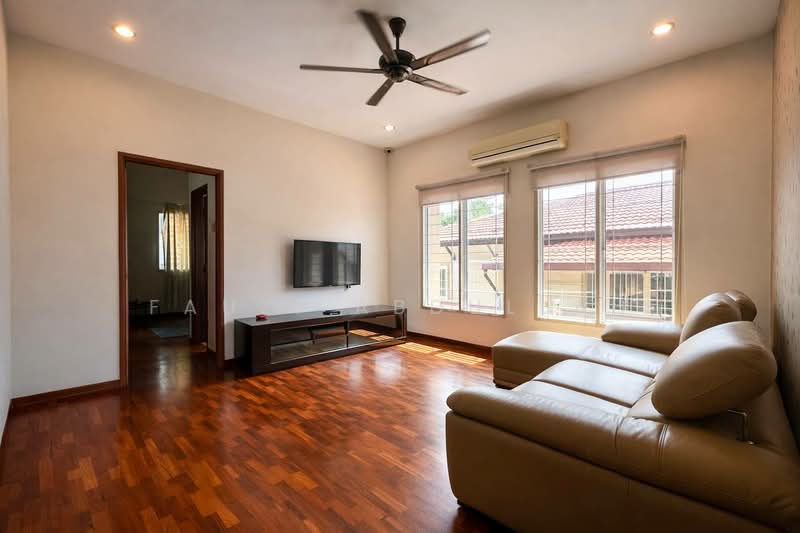 Taman Astana Gemilang, Batu Caves untuk Untuk Dijual - RM 1,450,000, Apr 2026 - Living Room - PropertyGuru.com.my