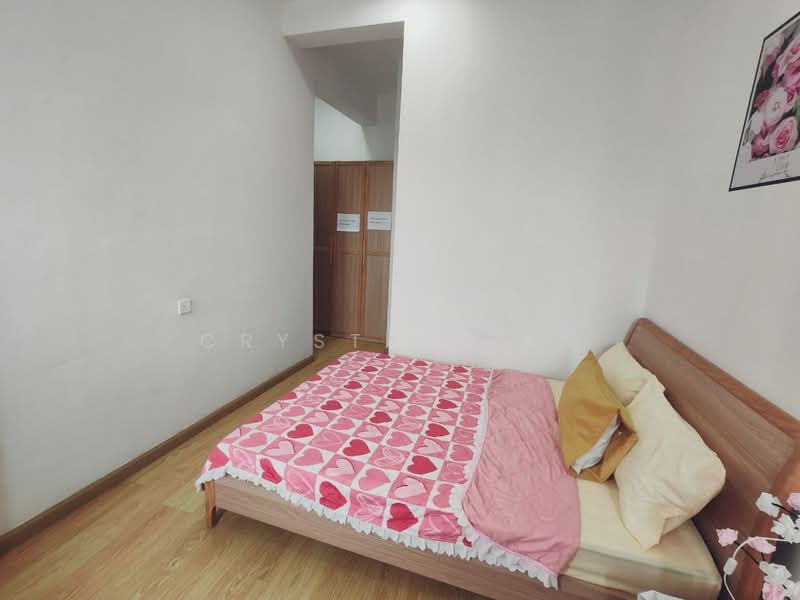 Condominium for Sale at Amberside @ Country Garden Danga Bay - Crystal Tan - Bedroom - PropertyGuru.com.my