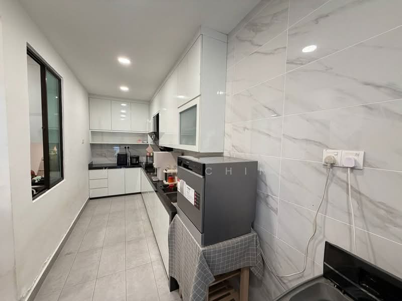 Austin Heights untuk Untuk Dijual - RM 1,280,000, Apr 2026 - Kitchen - PropertyGuru.com.my
