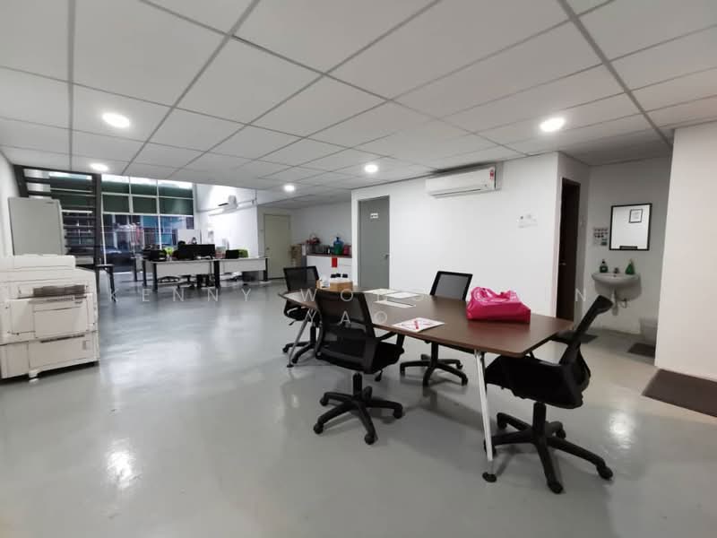 Shop for Rent in Pusat Perdagangan Danga Utama (Johor Bahru) - Kenny Wong Chen Yao - Interior - PropertyGuru.com.my