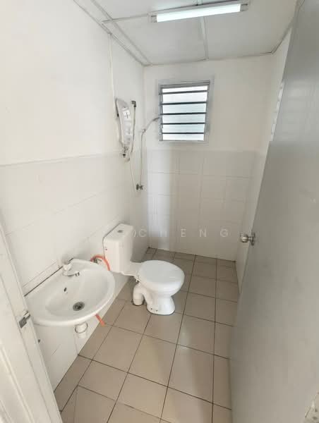 Apartment for Sale at Denai Nusantara Apartment - SC Cheng - Bathroom - PropertyGuru.com.my