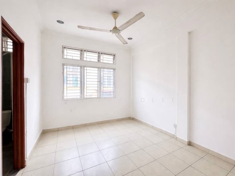 Rumah Berkembar untuk Dijual di Kajang (Selangor) - Ahmad Fadlee - PropertyGuru.com.my