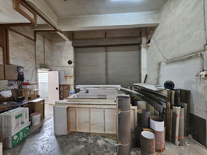 Terrace Factory for Sale in Taman Perindustrian Pandamaran (Pelabuhan Klang) - Anddy Gan - Interior - PropertyGuru.com.my